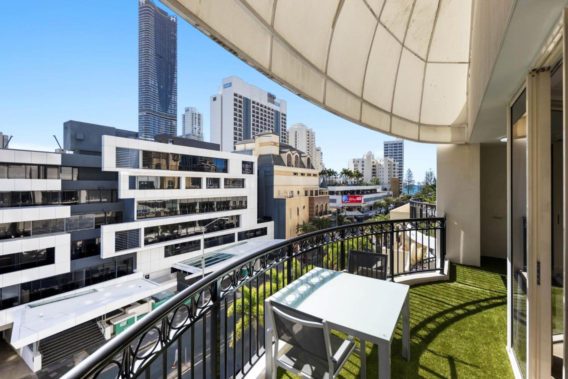 Chevron Renaissance - Private Apartments Голд-Кост Экстерьер фото